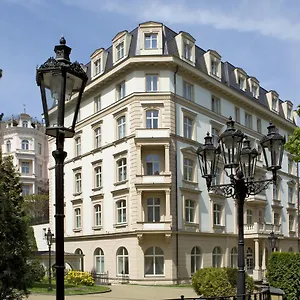 bristol-kralovska-vila.karlovyvary-hotels.com/